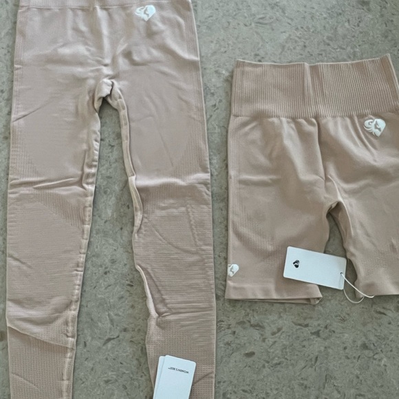 Power Seamless Leggings & Power Seamless Cycling Shorts - Picture 4 of 6